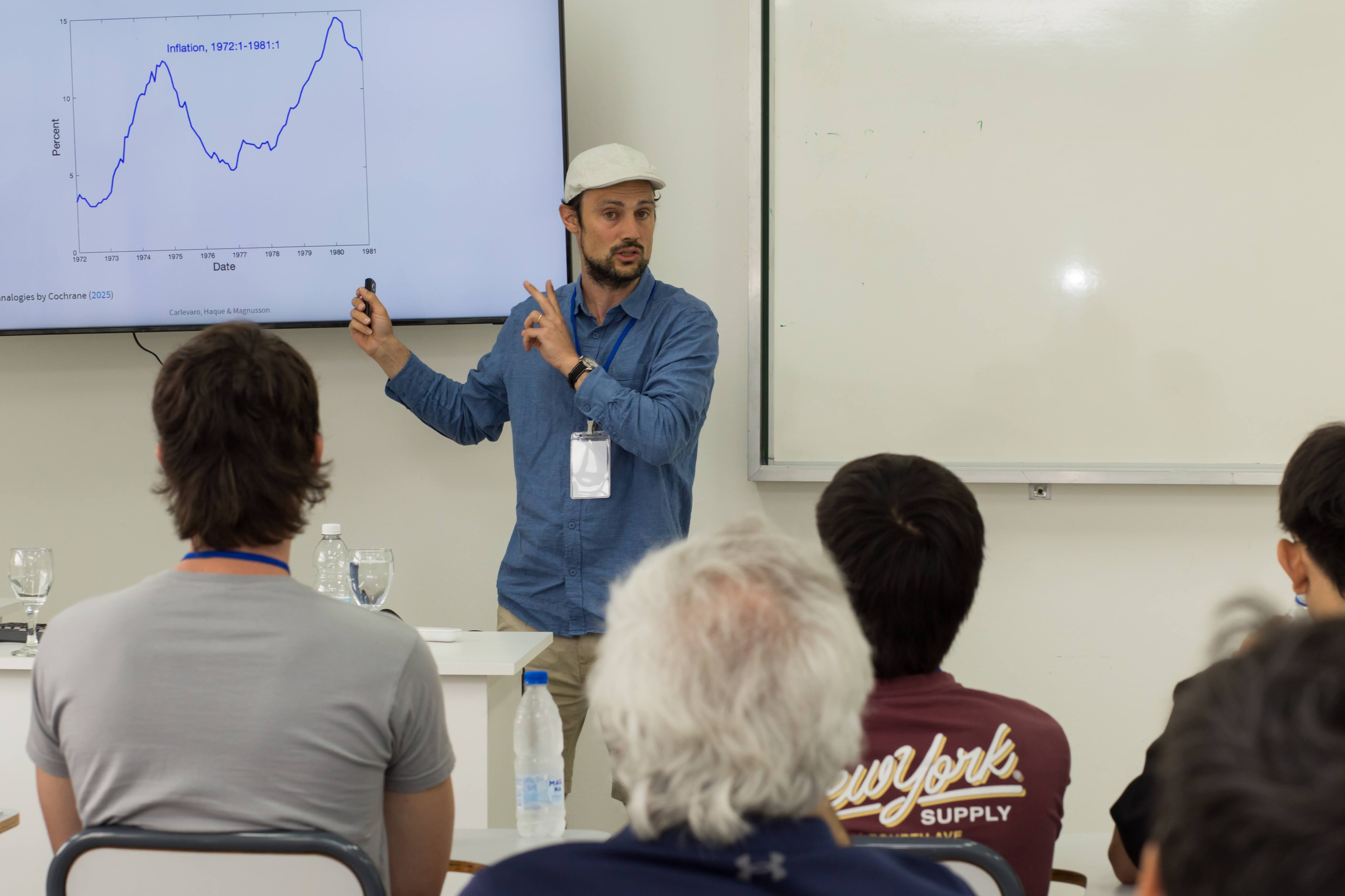 Presentation at Asociación Argentina de Economía Política, Río Cuarto noviembre 2025.