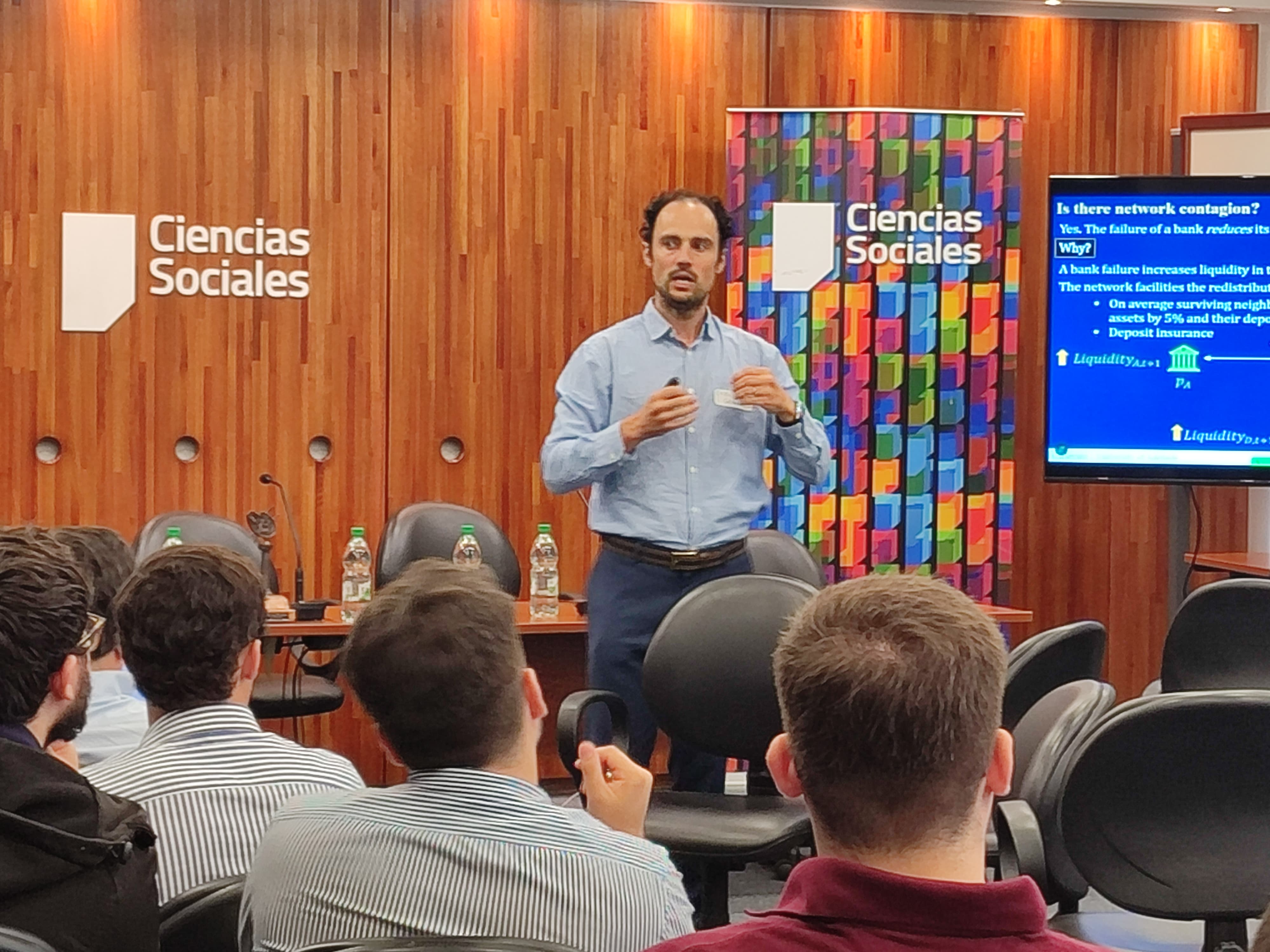 Presentation at Sociedad de Economistas del Uruguay, Montevideo diciembre 2025.